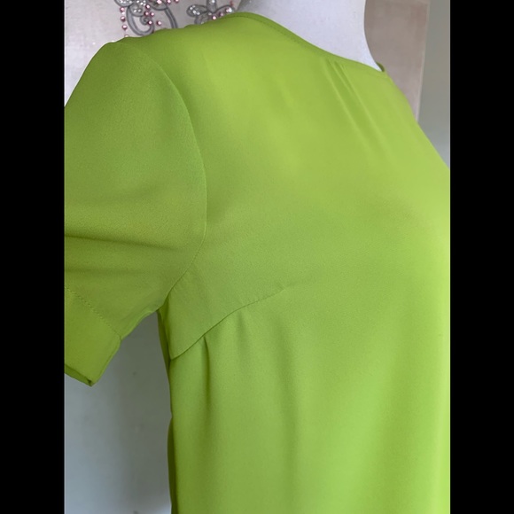 Vince Camuto high low pleat back blouse - Picture 5 of 11